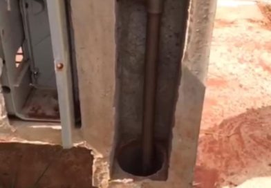 Moradores de Santa Fé do sul, protestam contra qualidade das casas.